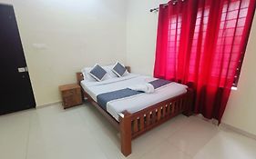 West Darshan Apartments And Villas