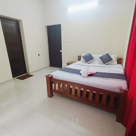 West Darshan Apartments And Villas Thiruvananthapuram Extérieur photo